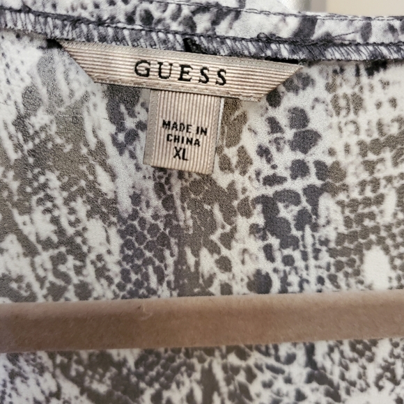 Guess sheer top - Picture 3 of 3